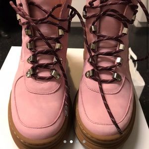 BRAND NEW & OTHER STORIES PINK HIKING BOOTS Size 7